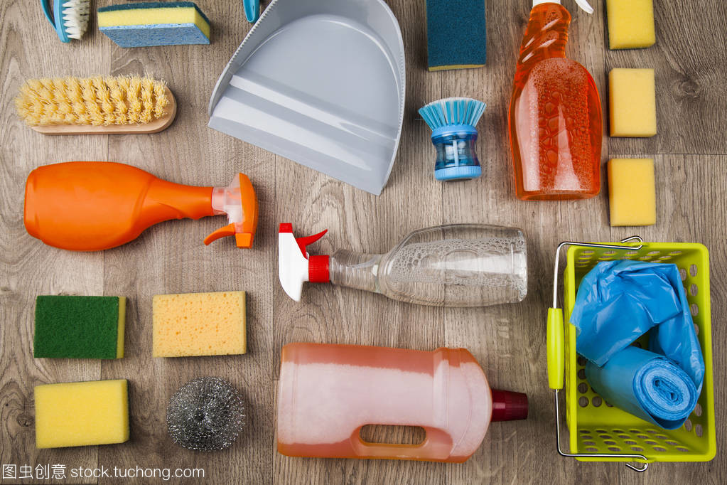 家居清潔的多樣化選擇 了解不同清潔產(chǎn)品的功效與適用場(chǎng)景